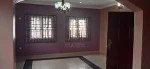 8bdrm Apartment in Pacific Close, Eliozu for sale