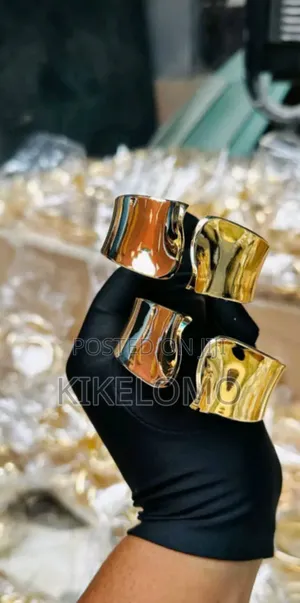 Auxiliarious Bangles