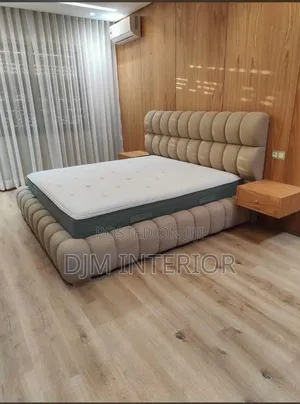 4.5x6 Bedframe and Ultra Modern Design,Pls Note Mattress Is Excluded