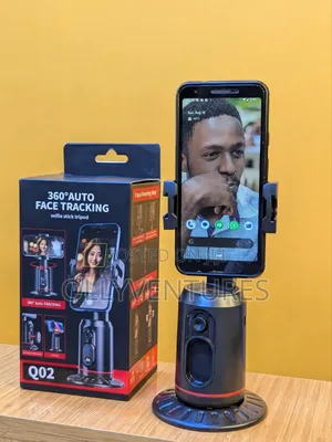 Q02 3600 Auto Face Tracking Selfie Stick Tripod