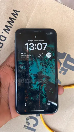 Apple iPhone XR 64 GB Black