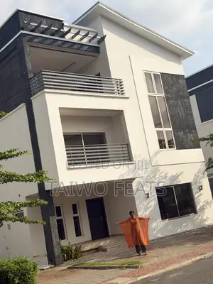 6bdrm Duplex in Fiji Island Estate, Jabi for sale