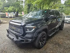 Toyota Tundra 2014 Black