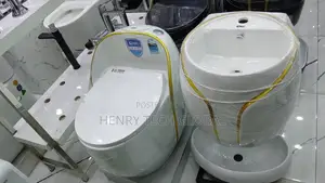 Highly Rate Quality Wc With Basin