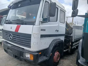 Mercedes Benz 1320 With Hiab