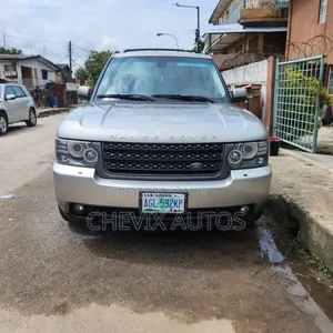 Land Rover Range Rover Vogue 2011 Silver