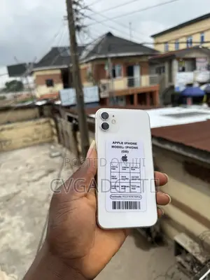 Apple iPhone 11 64 GB White