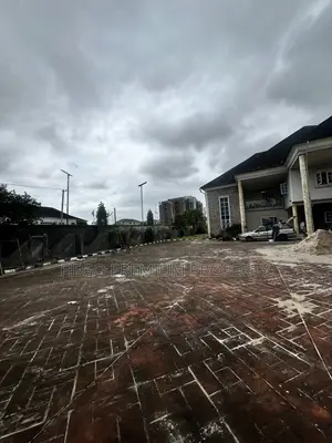 8bdrm Duplex in Abacha Road, GRA Phase 3 / Port-Harcourt for rent