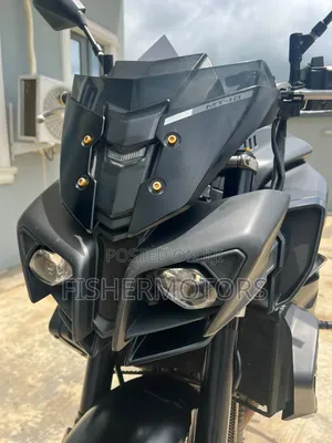 Yamaha 2020 Black