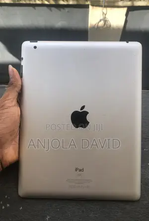 Apple iPad 2 Wi-Fi 16 GB White