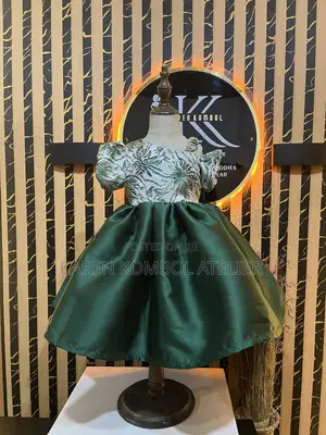 Elegant Emerald Green Girls Party Dress