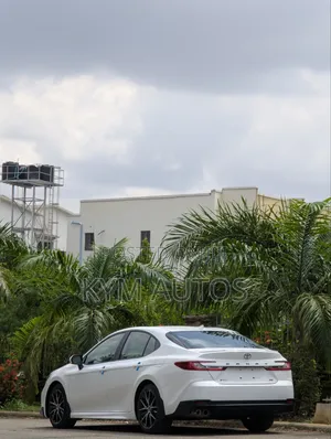 Toyota Camry 2026 White