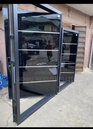 Normal Height 1200 by 2100 Pivot