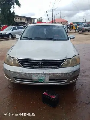 Toyota Avalon XLS w/Bucket Seats 2002 Silver