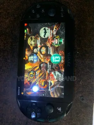 Ps Vita Slim With 12games 