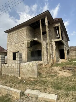 4bdrm Duplex in Lugbe District. for sale