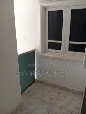 2bdrm Block of Flats in Fo1, Kubwa for rent