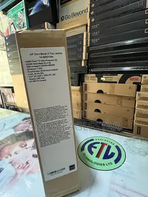 New Laptop HP OmniBook 5 Flip 8GB Intel Core 5 SSD 512GB