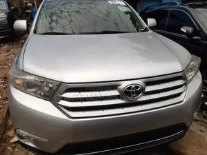 Toyota Highlander 2013 Silver
