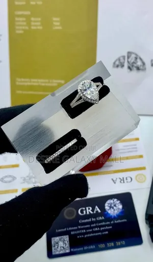 Xvip Premium 5ct New VVS Moissanite Diamond Ring Design in Stock 