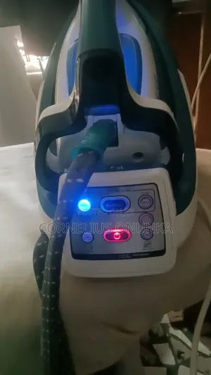 Steam Iron