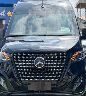 New Mercedes-Benz Sprinter 2025 Black
