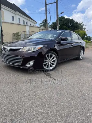 Toyota Avalon Limited 4dr Sedan (3.5L 6cyl 6A) 2015 Black