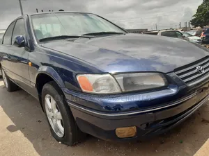 Toyota Camry 2000