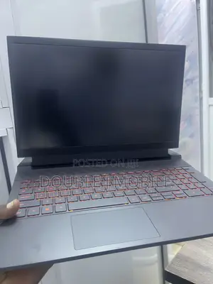 Laptop Dell G15 5530 16GB Intel Core i7 SSD 1T