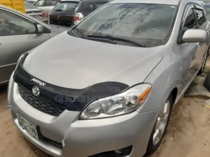 Toyota Matrix 2011 Silver
