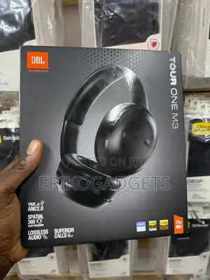 JBL Tour One M3