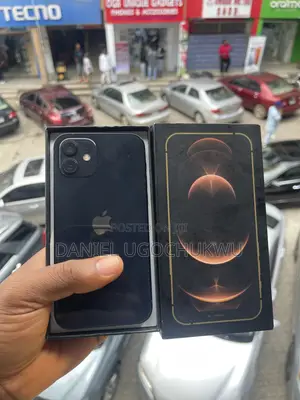 Apple iPhone 12 64 GB Black