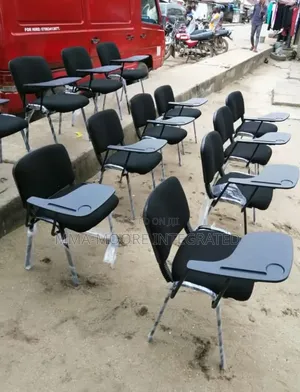 Training Chairs With Writing Pads