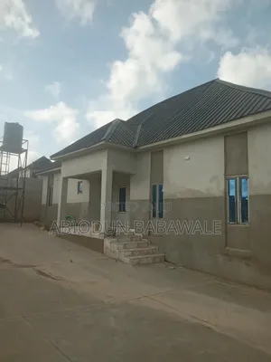 3bdrm Bungalow in Army Estate Kurudu for sale