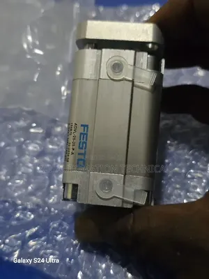 Festo Compact Cylinder | Advu-40-20-P-a | 156520