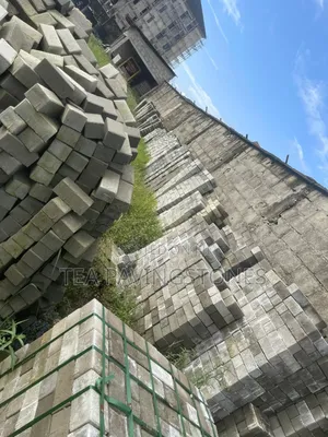 Size 8 Solid Paving Stone