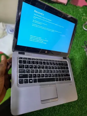 Laptop HP EliteBook 820 G3 8GB Intel Core i5 SSD 256GB