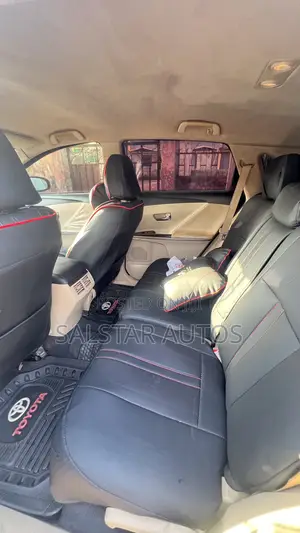 Toyota Venza 2010 Brown