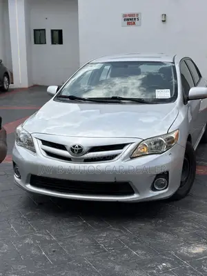 Toyota Corolla 2011 Silver