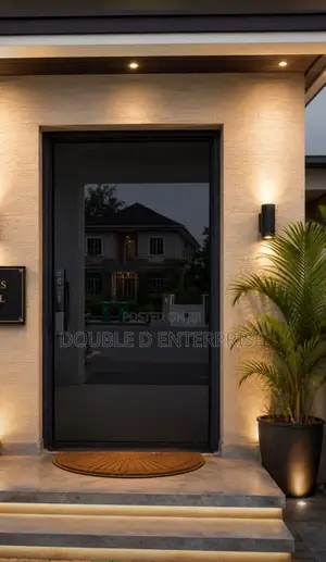 4ft Tudor Pivot Door
