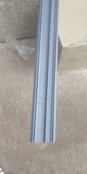 33mm Floor Trunking