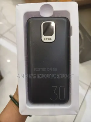 Hepu 30000mah High Capacity Power Bank With Digital Led Display
