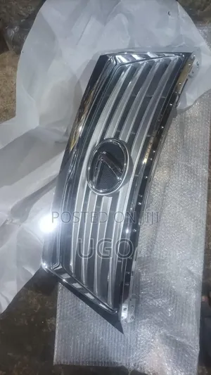 Front Grilles for Lexus