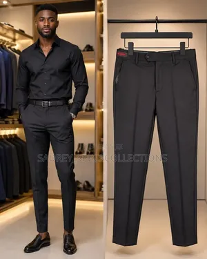 Chino's Material Pens Trousers to Cooperate Wears