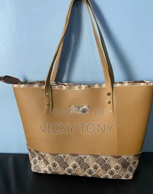 Stylish, Elegant Ladies Handbags