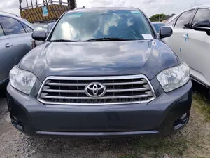 Toyota Highlander 2010 Gray