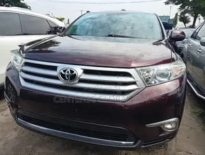 Toyota Highlander 2013 Red