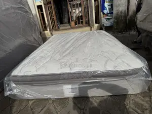 5by6 Posturepedic Canadian Hybrid Mattress