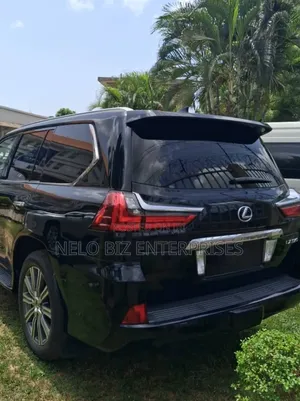 Lexus LX 2017 Black