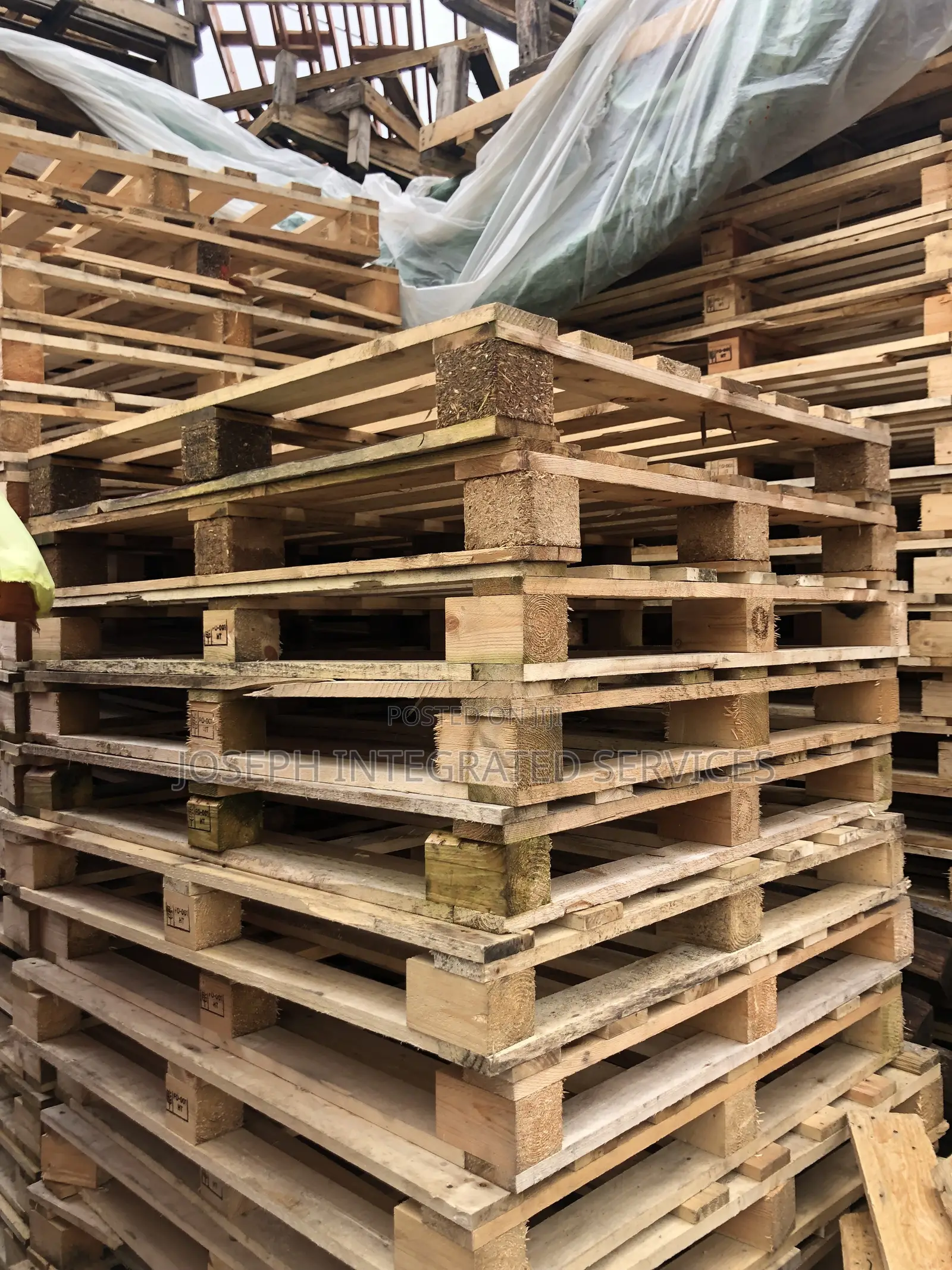 Rectangular Wooden Pallet